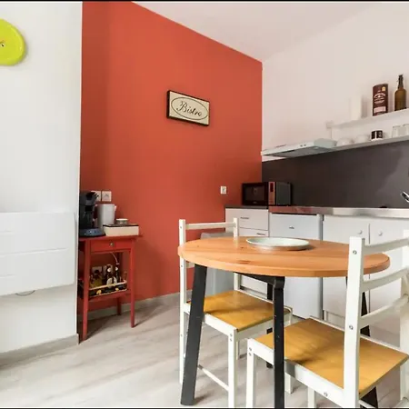 1 B Boston, 25m2, Centre, Balcon