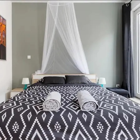 1 B Boston, 25m2, Centre, Balcon Apartamento